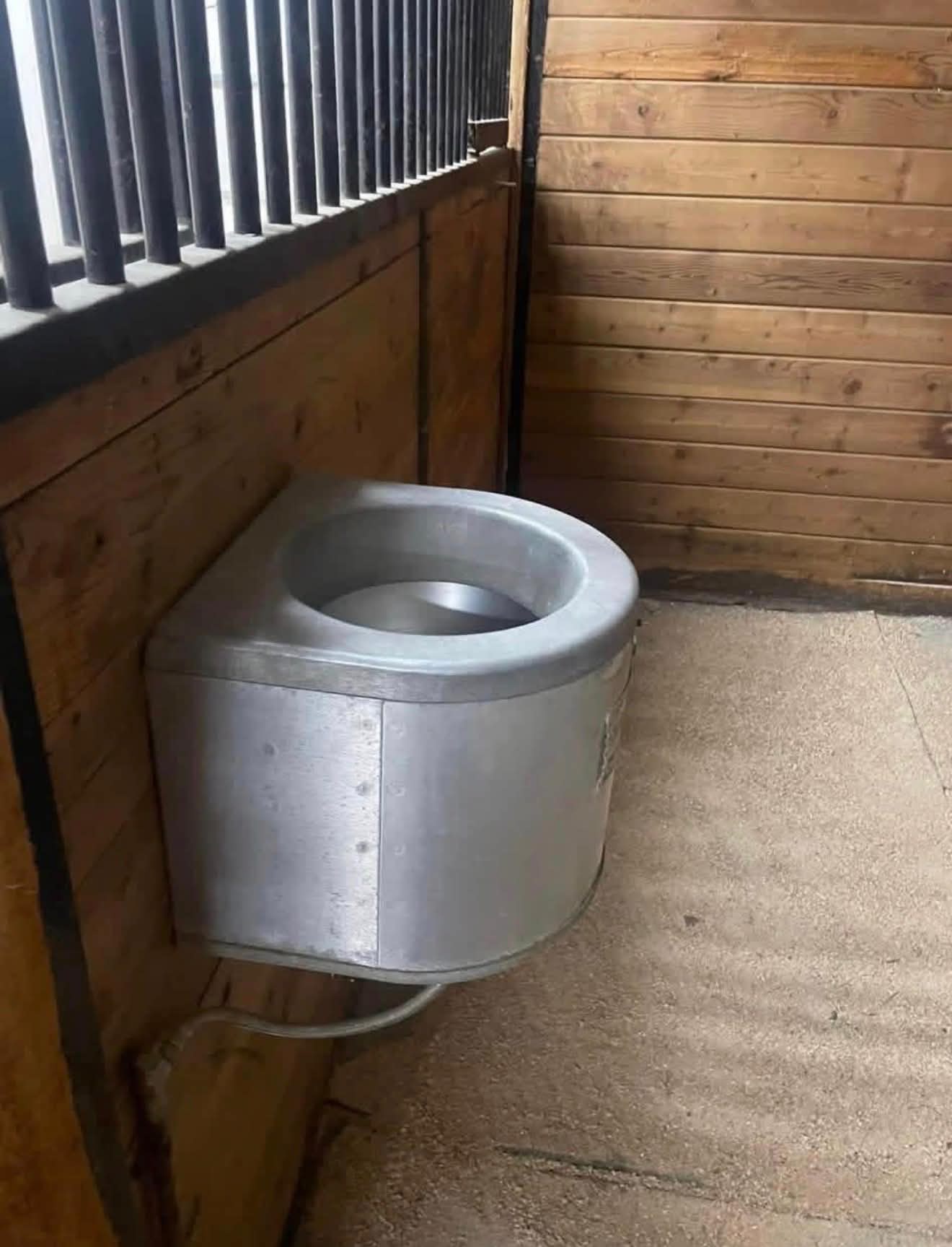 Automatic waterer in stall